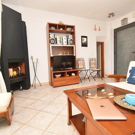 Olia Sea View Shared Pool Villa, Néa Fókaia מראה חיצוני תמונה