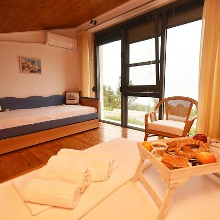 Olia Sea View Shared Pool Villa, Néa Fókaia מראה חיצוני תמונה