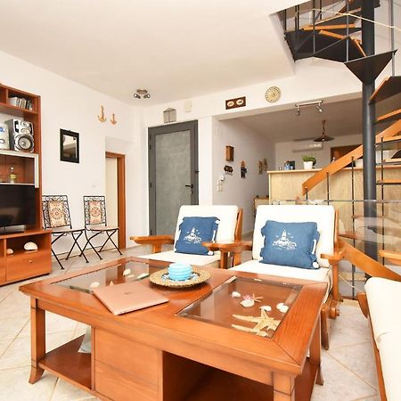 Olia Sea View Shared Pool Villa, Néa Fókaia מראה חיצוני תמונה