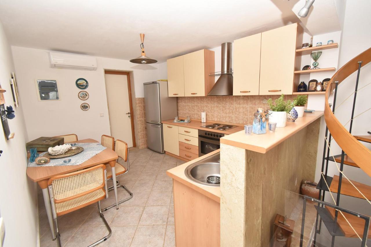 Olia Sea View Shared Pool Villa, Néa Fókaia מראה חיצוני תמונה