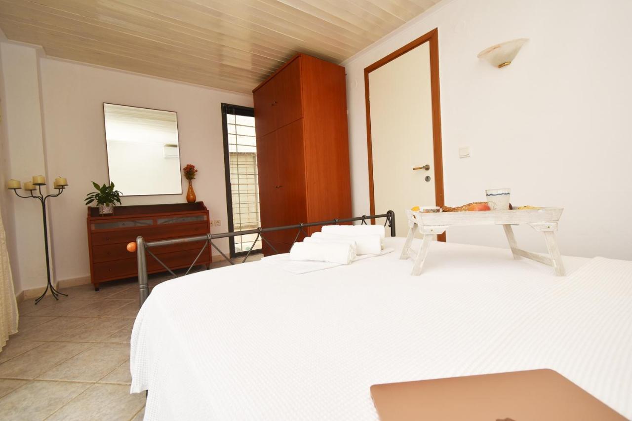 Olia Sea View Shared Pool Villa, Néa Fókaia מראה חיצוני תמונה
