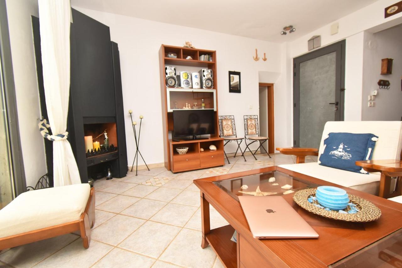Olia Sea View Shared Pool Villa, Néa Fókaia מראה חיצוני תמונה