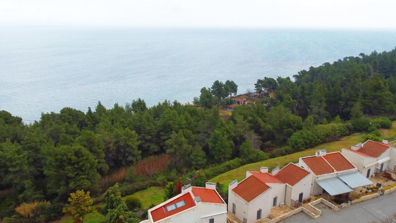 Olia Sea View Shared Pool Villa, Néa Fókaia מראה חיצוני תמונה