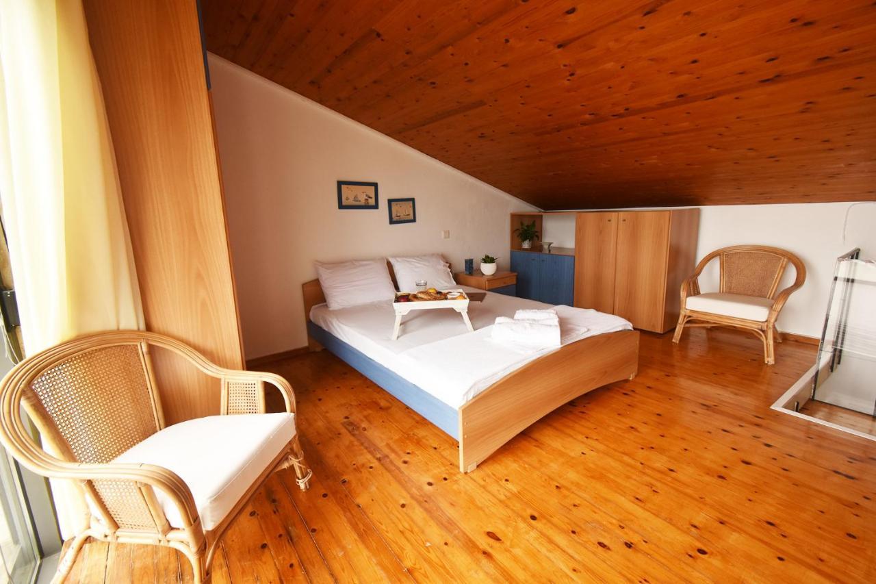 Olia Sea View Shared Pool Villa, Néa Fókaia מראה חיצוני תמונה