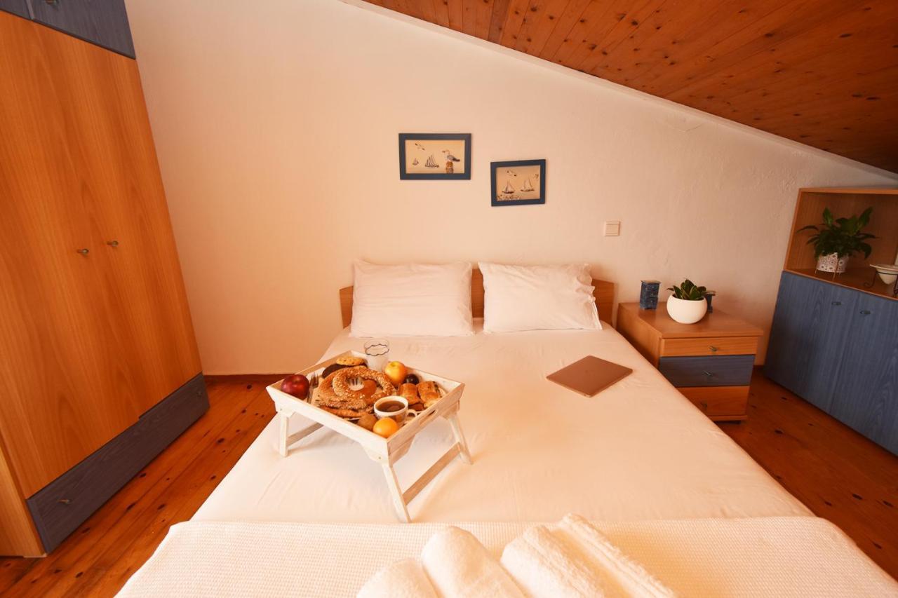 Olia Sea View Shared Pool Villa, Néa Fókaia מראה חיצוני תמונה